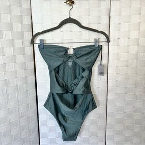NWT Jade Swim Ella One Piece In Glacier Women’s Small Quiet Luxury Minimalist